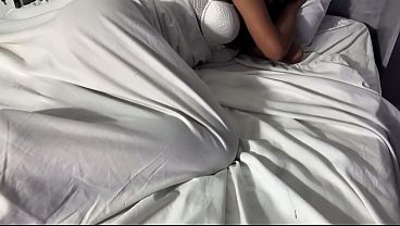 Nonton Acordei Assim... Tava Cochilando S&oacute; De Calcinha E Suti&atilde; Quando O Bandido Mascarado Chegou E Tampou Minha Boca. M&atilde;o Dele J&aacute; Passando Na Minha Buceta Por Cima... Molhei Tudo Rapidinho.i thumbnail