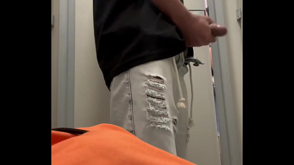 Banheirao no shopping public 