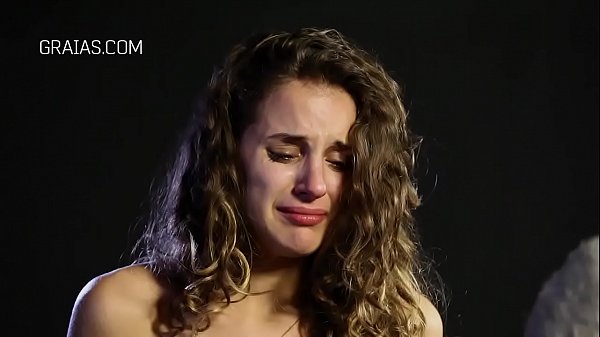 Play MP4 - Cute teen whipped