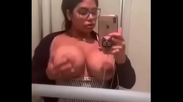 SexyGeek Zhana Sheila Ortega touches herself in train bathroom