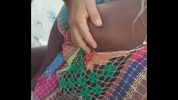 Play MP4 - Larissa Close Mamando gringo em Macei&oacute;