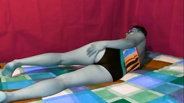 Play MP4 - Domestic maid gets fucked standing up by her employer while cooking lunch