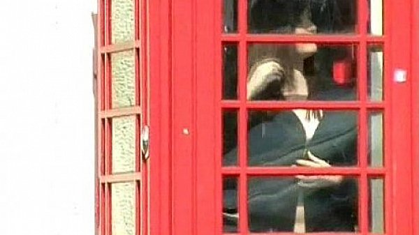 Teen Dollys Phonebooth Flashing  