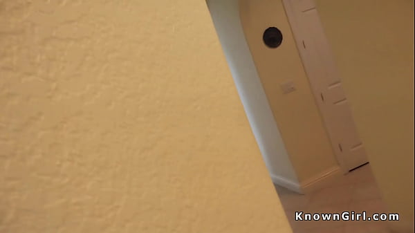 Play MP4 - Guy licks whipped cream from pussy