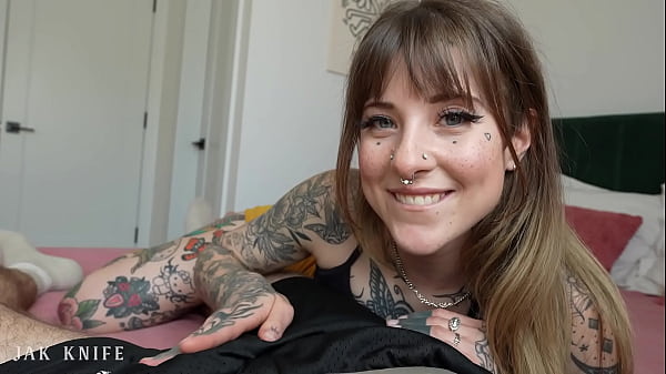 My Girlfriend's Hot Tatted Sister Begs For A Creampie - Awlivv thumbnail
