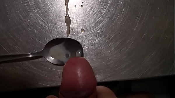 Play MP4 - Kivert fasz