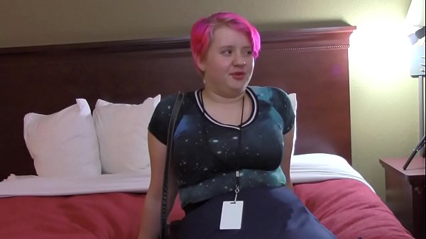 Teen 19BBW Lizzie fromWisconsin usingmini vibrator