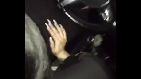 Play MP4 - Girlfriend sucks my dick while driving on the freeway