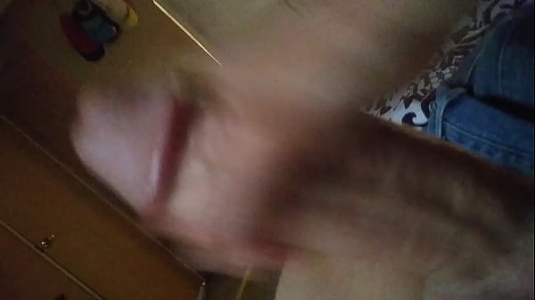 Play MP4 - Jerking him off