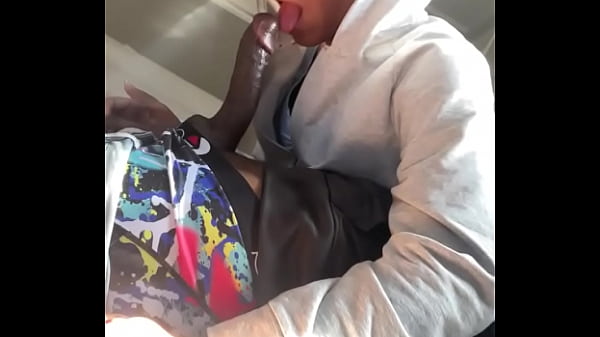 Play MP4 - She the throat goat