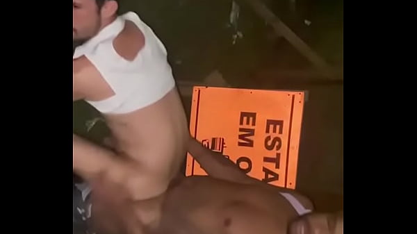 Sexo Gostoso Numa Obra thumbnail