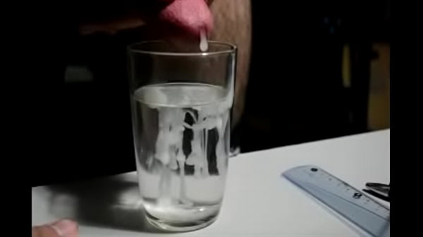 minha gozada no copo 