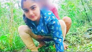Indian Village Girl First Time Fuck Her Tight Pussy Outdoor Jungle Sex Video, Viral Mms Xxx Video thumbnail