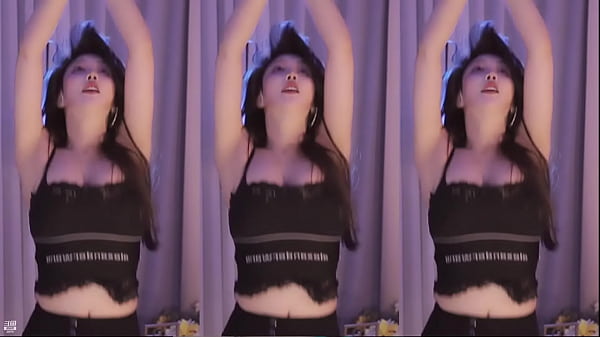 Play MP4 - 解腻视频【Minana呀】背心裹不住胸 黑蕾丝大方可见！- 主播性感舞蹈