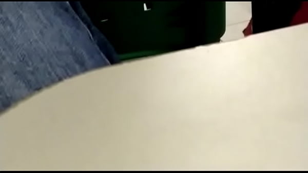 Novinha fudendo com a audição