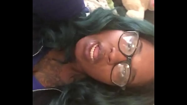 Play MP4 - Hazelnutxxx