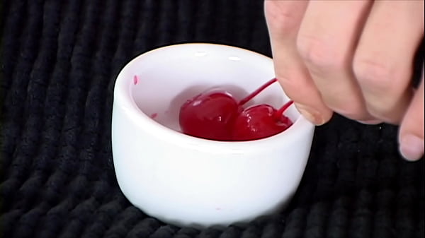 Nonton Twisted Cherry - Introduction thumbnail