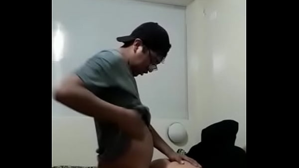 Dandole deperritoa la culona de_mi vecina