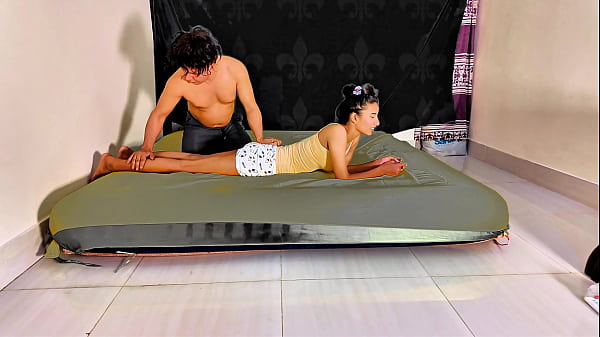 Nonton Sistya - Desi Ex-lovers Sex At Home thumbnail