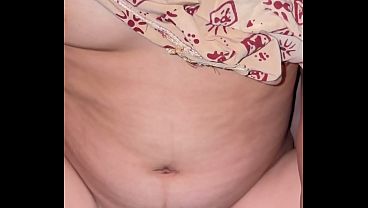 Aku di ajak ibu temanku yang_janda ngentot dirumahnya