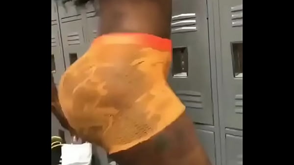 Play MP4 - Booty on fleek