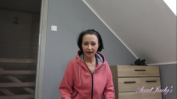 Play MP4 - AuntJudys - 44yo Busty Amateur Wanilianna's Hairy Pussy Workout