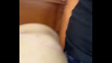 Big ass student latina monta la verga de su padrastro pervertido sin parar hasta hacerlo eyacular dentro de su co&ntilde;o