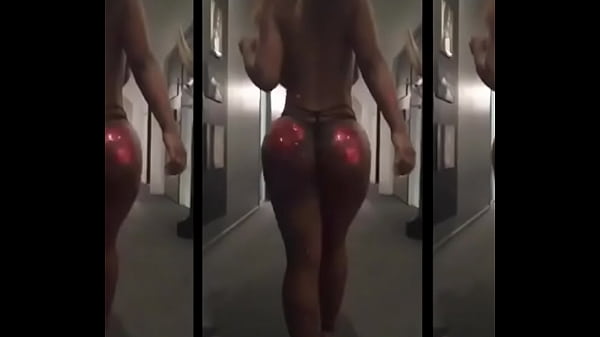 Nonton Velvet Jiggle Her Butt thumbnail
