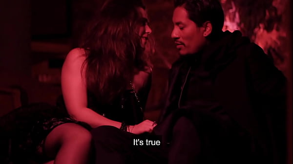 The witch seduces the hunter so that he doesn't her and manages to make him horny until he ends up fucking her 