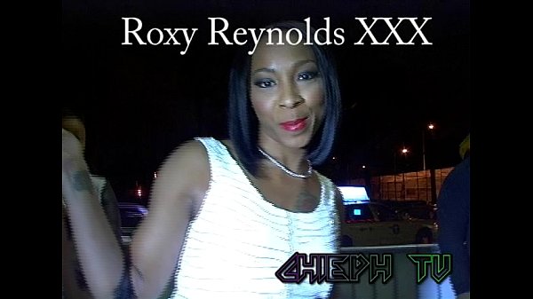 Play MP4 - Porn Star ROXY RENOLDS Shows us the Goodies  Sub 0 World Uncut
