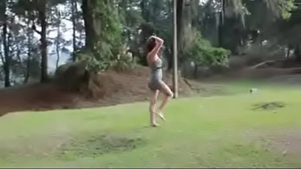 teen dancing hot chica bailando caliente