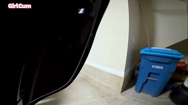 Play MP4 - Dolly Paige Makes Her Fuck Hole Lose Control