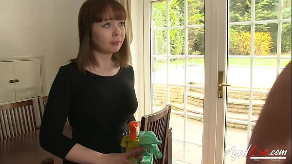 Play MP4 - Threesome with her husband and the maid