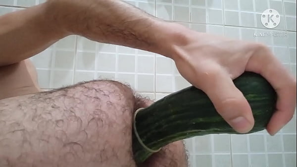 Play MP4 - Atolou a abobrinha no rabo