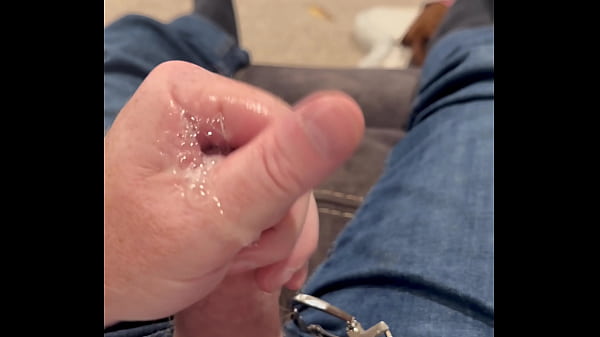 Play MP4 - Precum Coated Ginger Bear