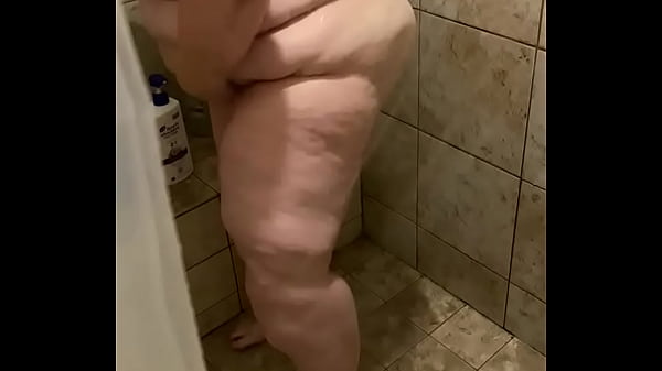 Play MP4 - Washing up in the shower