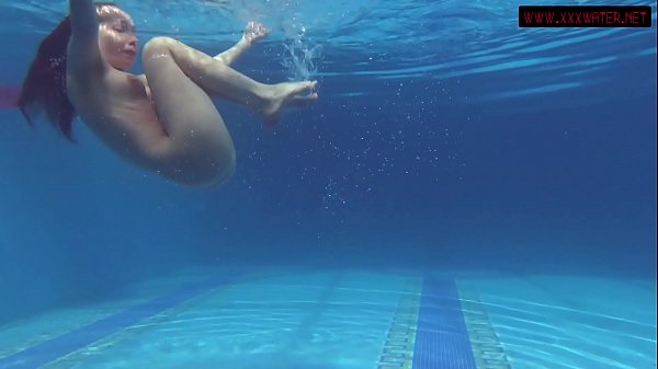 Play MP4 - Mia Ferrari Super hot teen in red lingerie