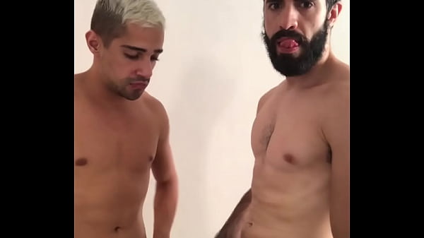 2 Dotadoes Se Chupando E Fudendo Muito thumbnail