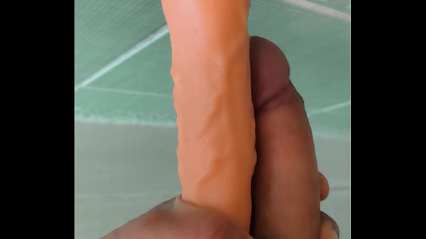 Froto_mi polla_contra_la tuya