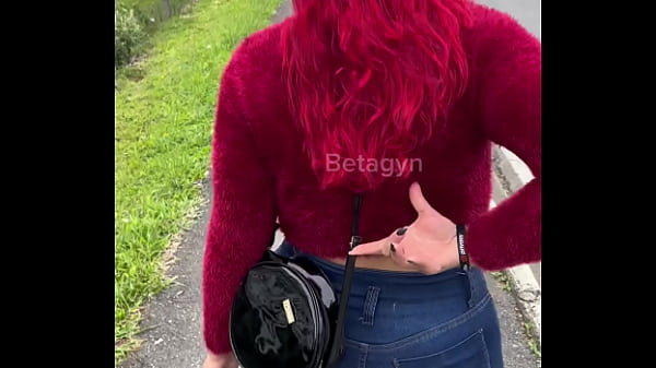 Play MP4 - FIZ A PUTINHA ME CHUPAR NO SHOPPING