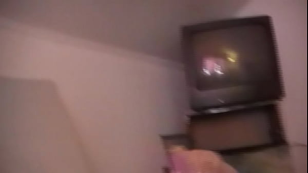 cassidy hidin from the cam