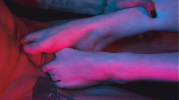 Nonton Feet Temptation: Acidalia & Mad Maxxx thumbnail