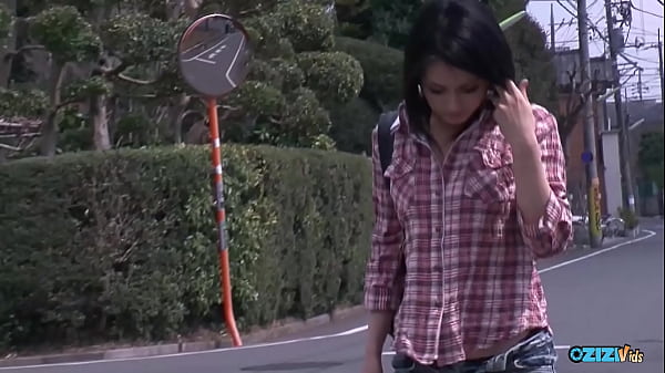 Nonton Hot Chick Pleasres Herself And Her Juicy Pussy thumbnail