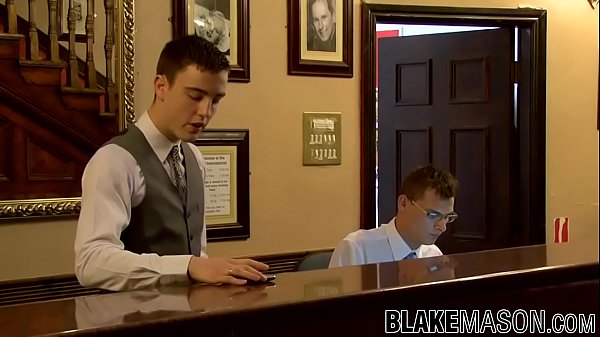 UK twink is nailing his lover 