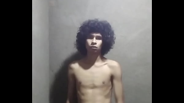 Nonton Cabeludo Batendo Uma thumbnail