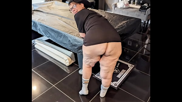 Horny milf brunette takes 2 nuts from the doc