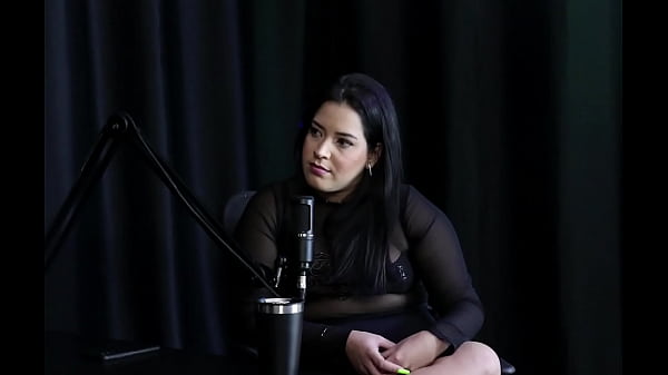 Play MP4 - A m&atilde;e respeita o que ela faz&comma; no come&ccedil;o fez valores interessantes com fotos de buceta&comma; e a cenoura&period;&period;&period; - Pri Melancia &lpar;SHEER&sol;RED&rpar;