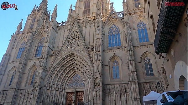 Public sexon the streets of Barcelona - DOLLSCULT