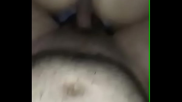 Play MP4 - Montada mi perra