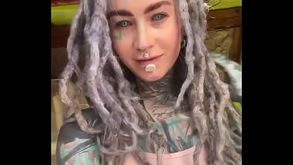 Nonton Sun On The Body Feels So Good! ️ Who Else Is Feeling The Winter Chill At Home? ? Comment With "cold" If It's Col... thumbnail